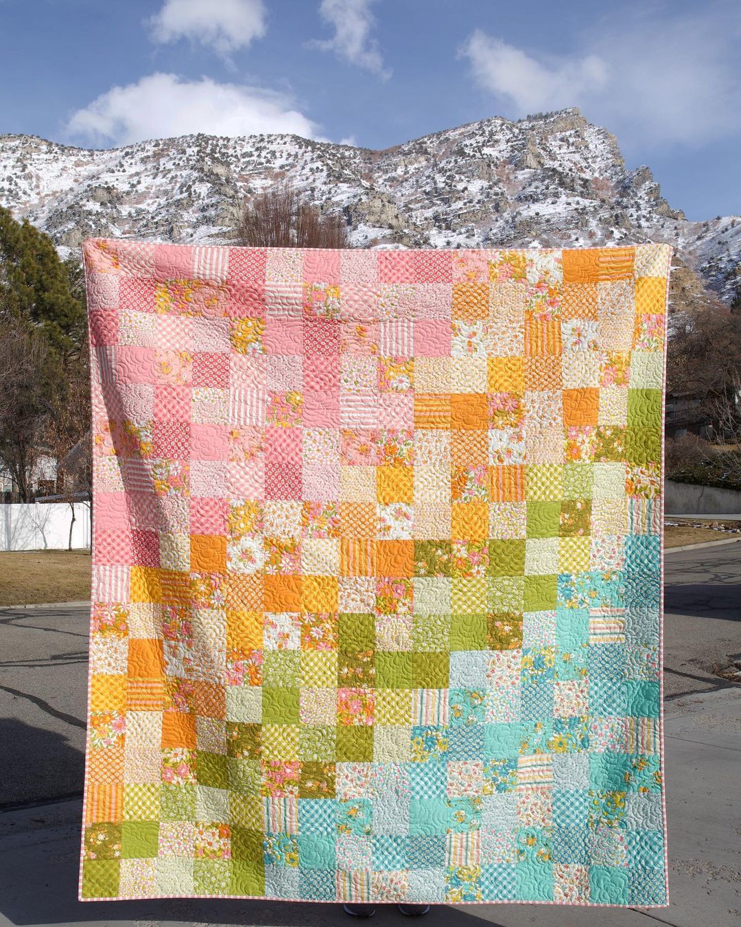 A Blooming Bunch Patchwork Quilt: Finished!