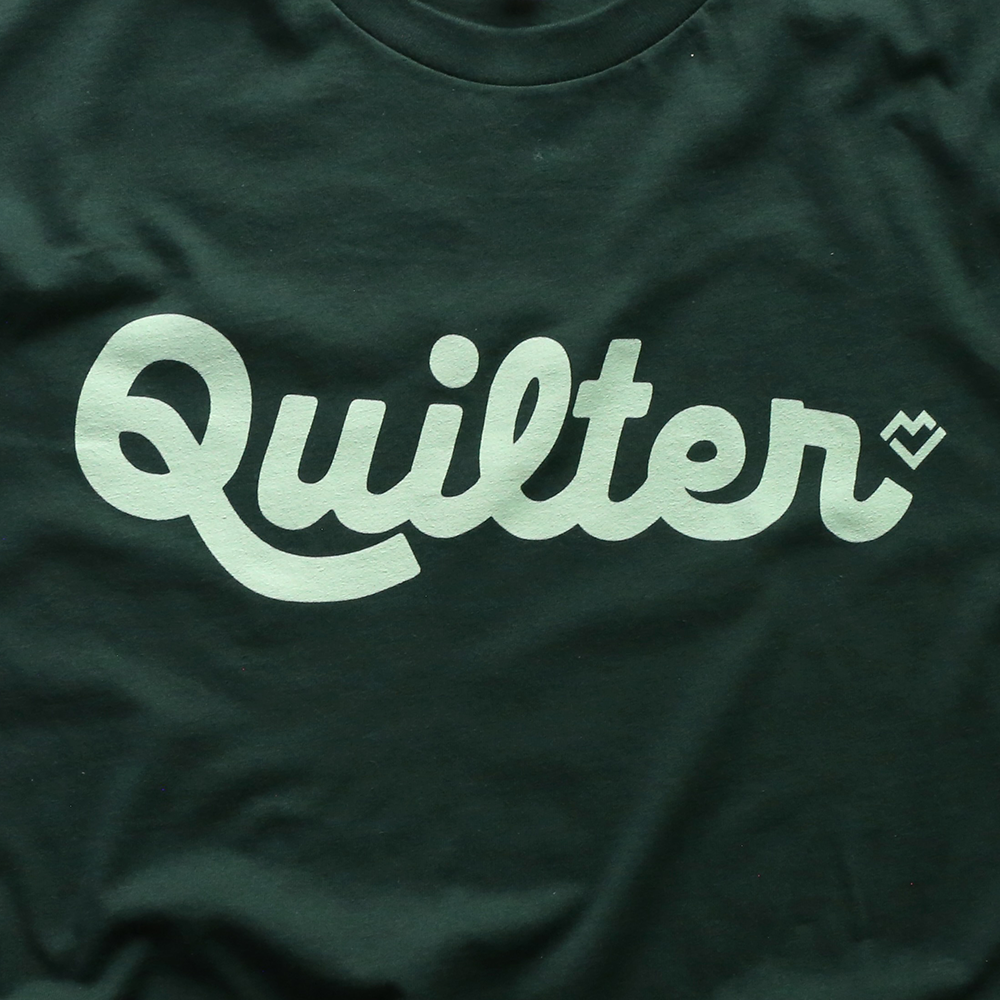 Quilter Script - T-shirt (Forest)