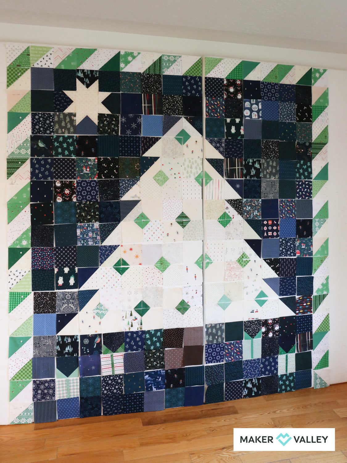 Happy Christmas Quilt Kit - Navy