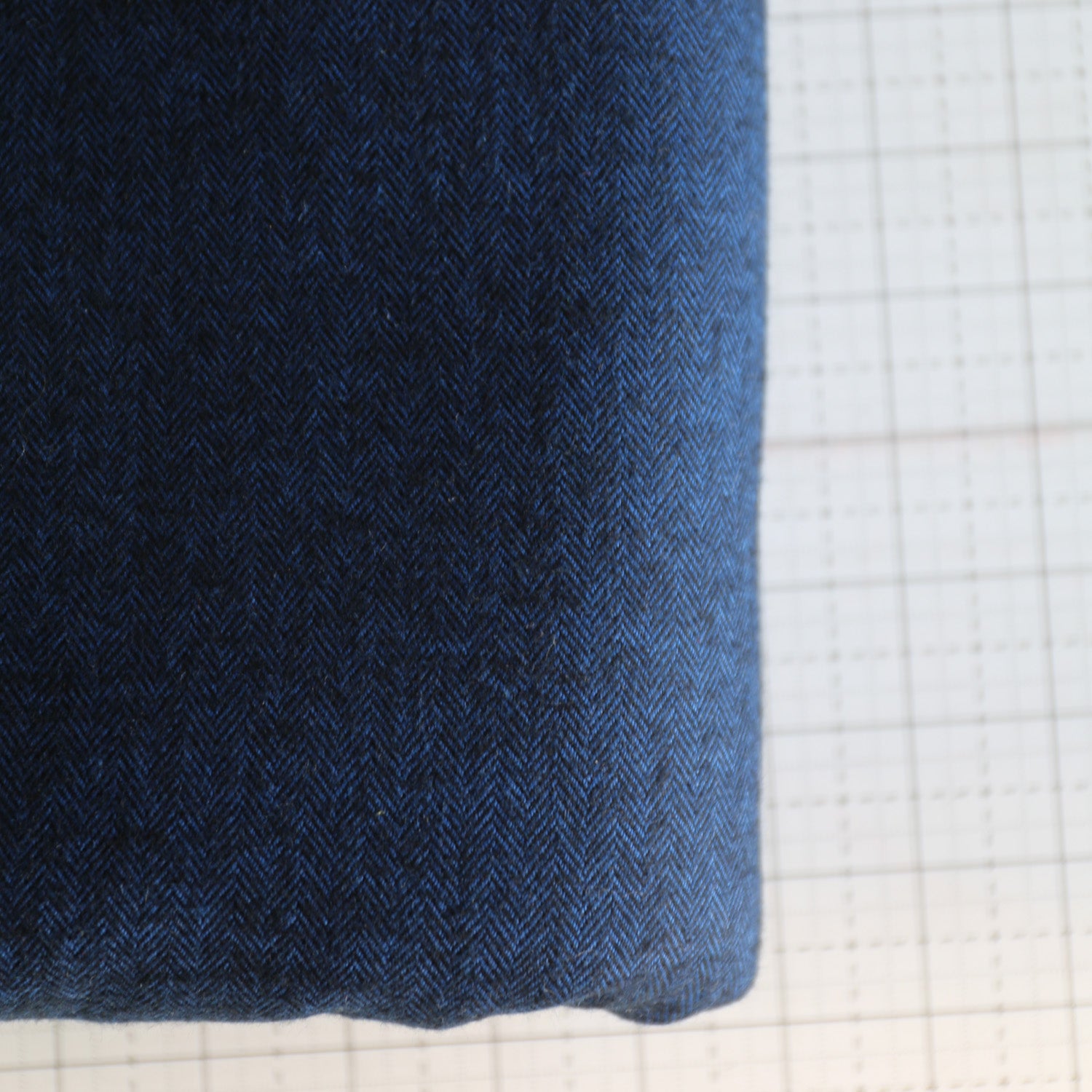 Robert Kauffman Shetland Flannel (Navy) - 5 Yards FLANNEL