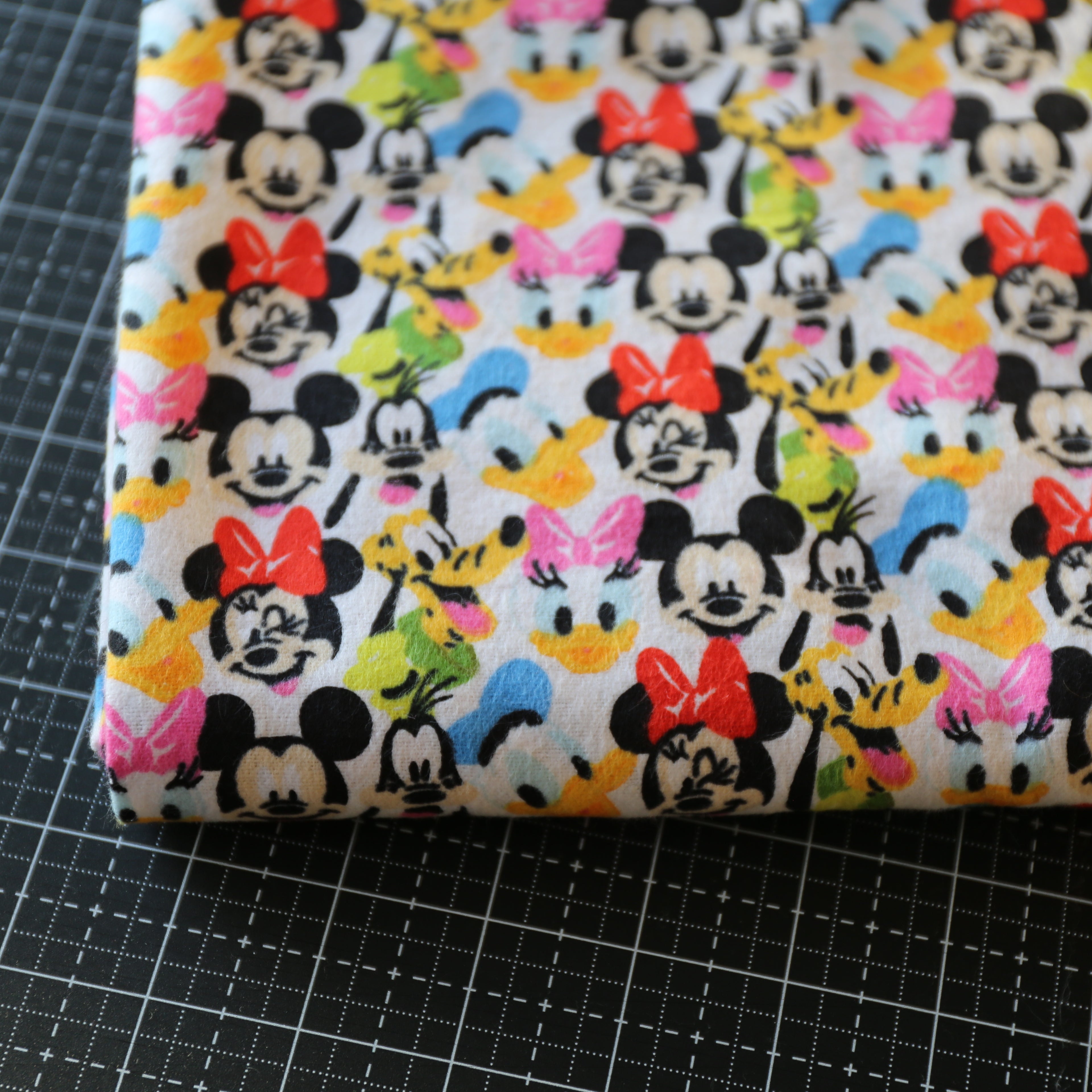 Mickey & Friends - 5 Yards FLANNEL