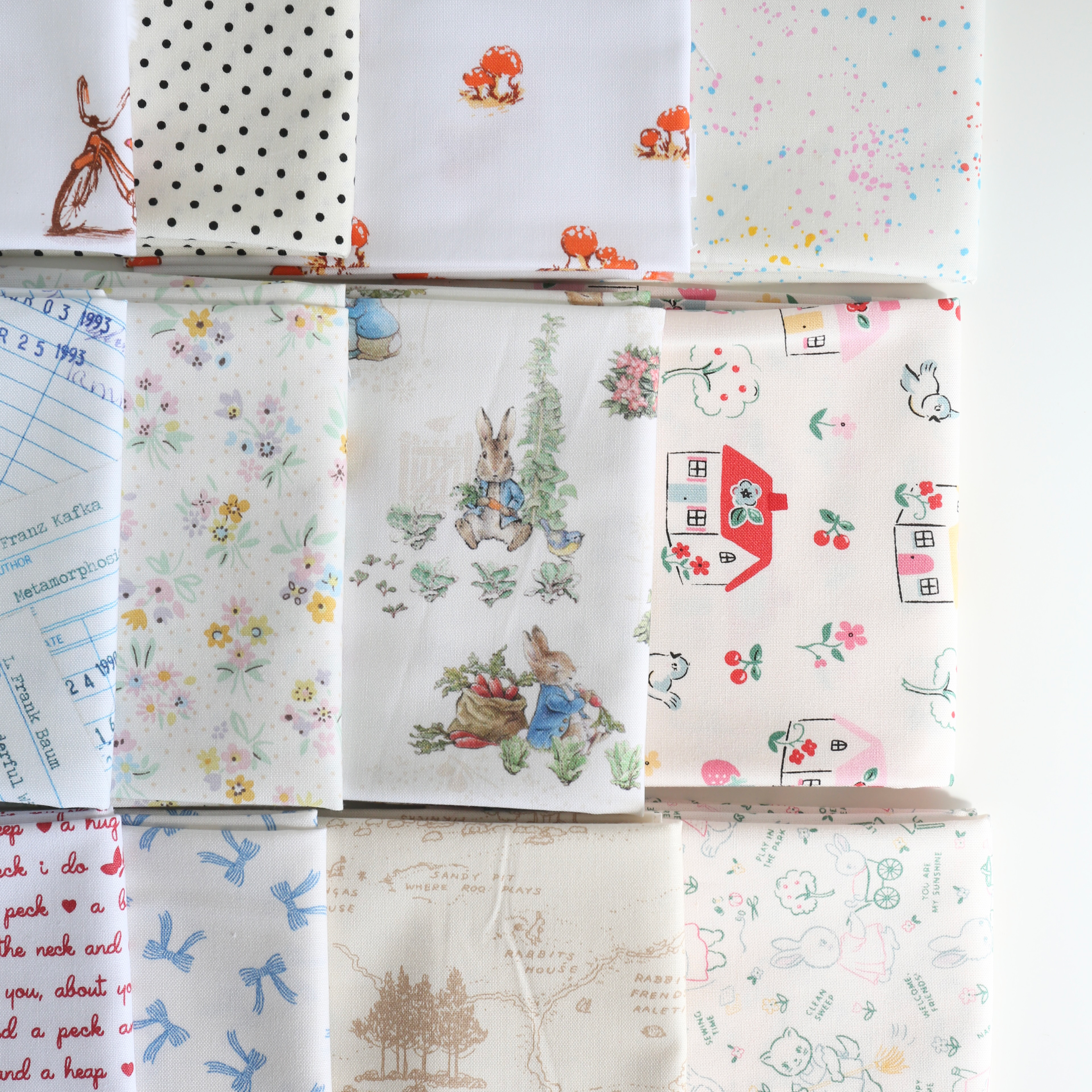 Scrappy Low Volume - Fat Quarter Bundle