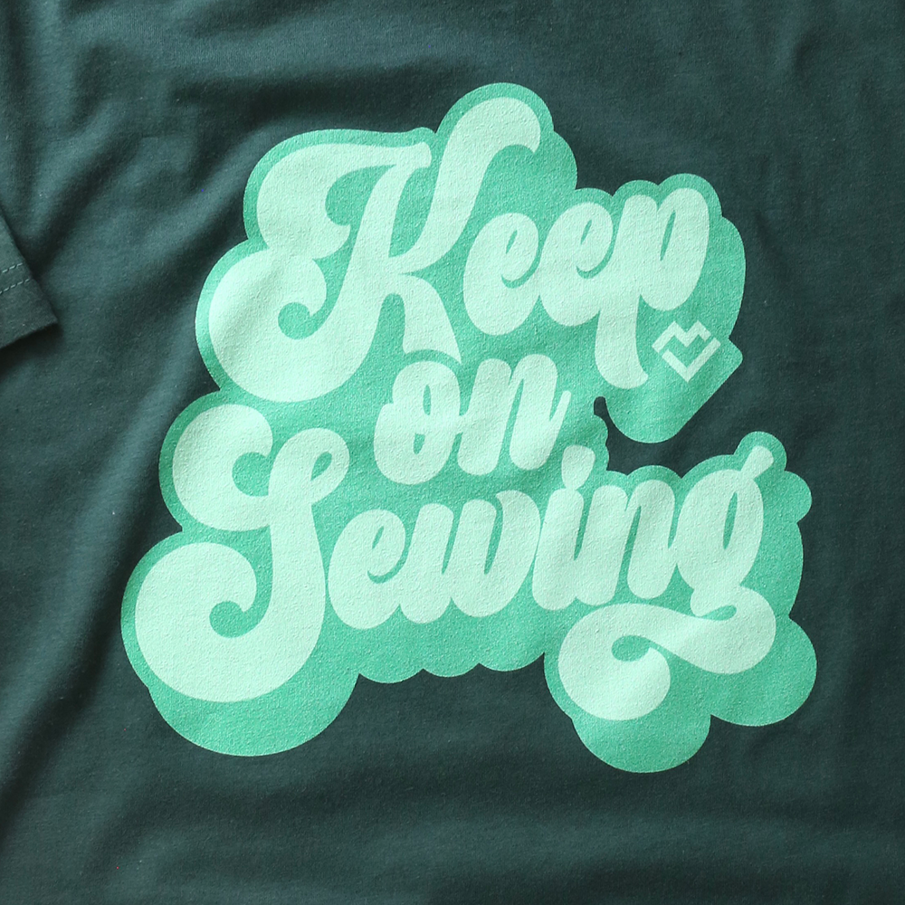 Keep on Sewing - T-shirt (Forest)
