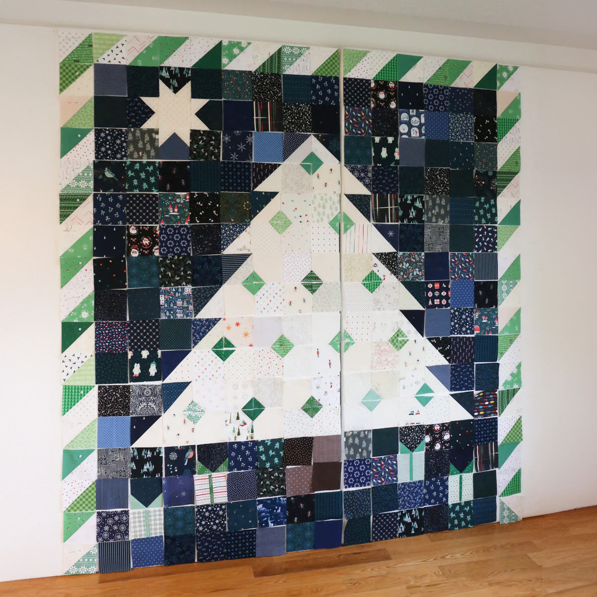 Happy Christmas Quilt Kit - Navy