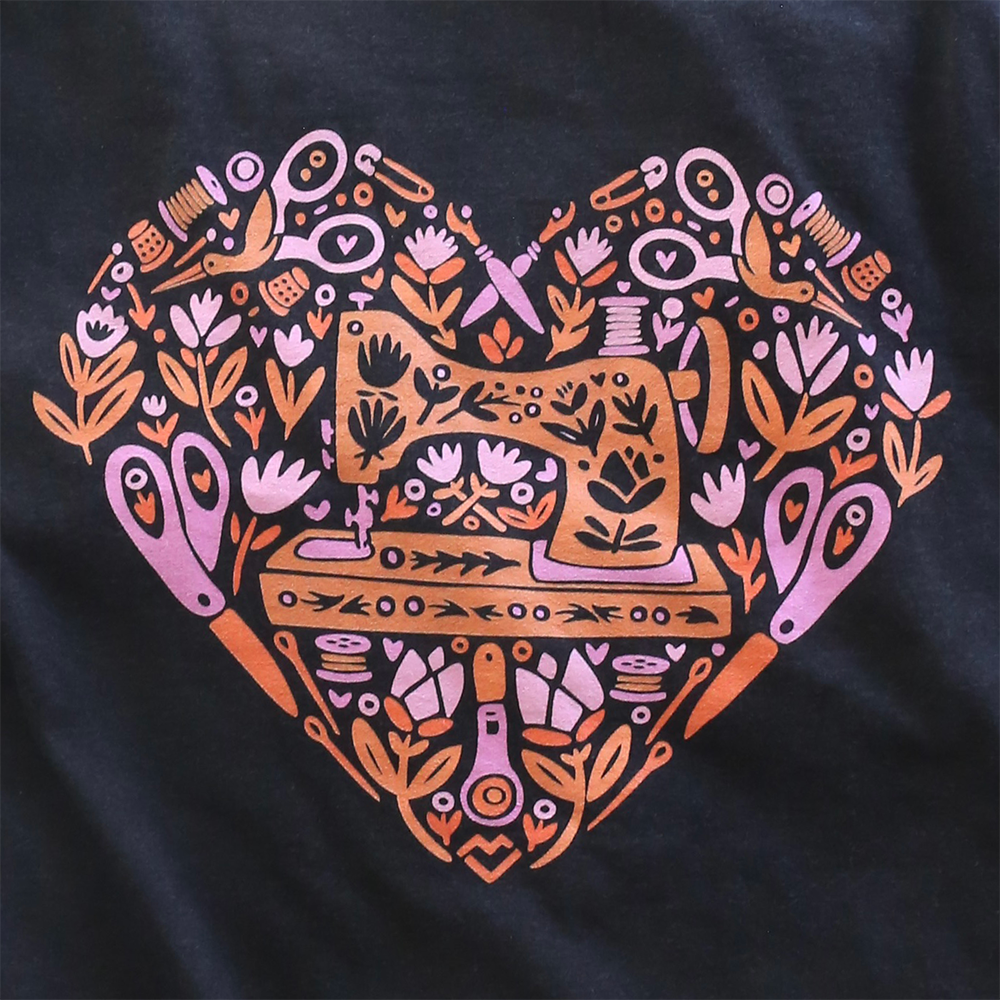 Sewing Heart - T-Shirt (Black)