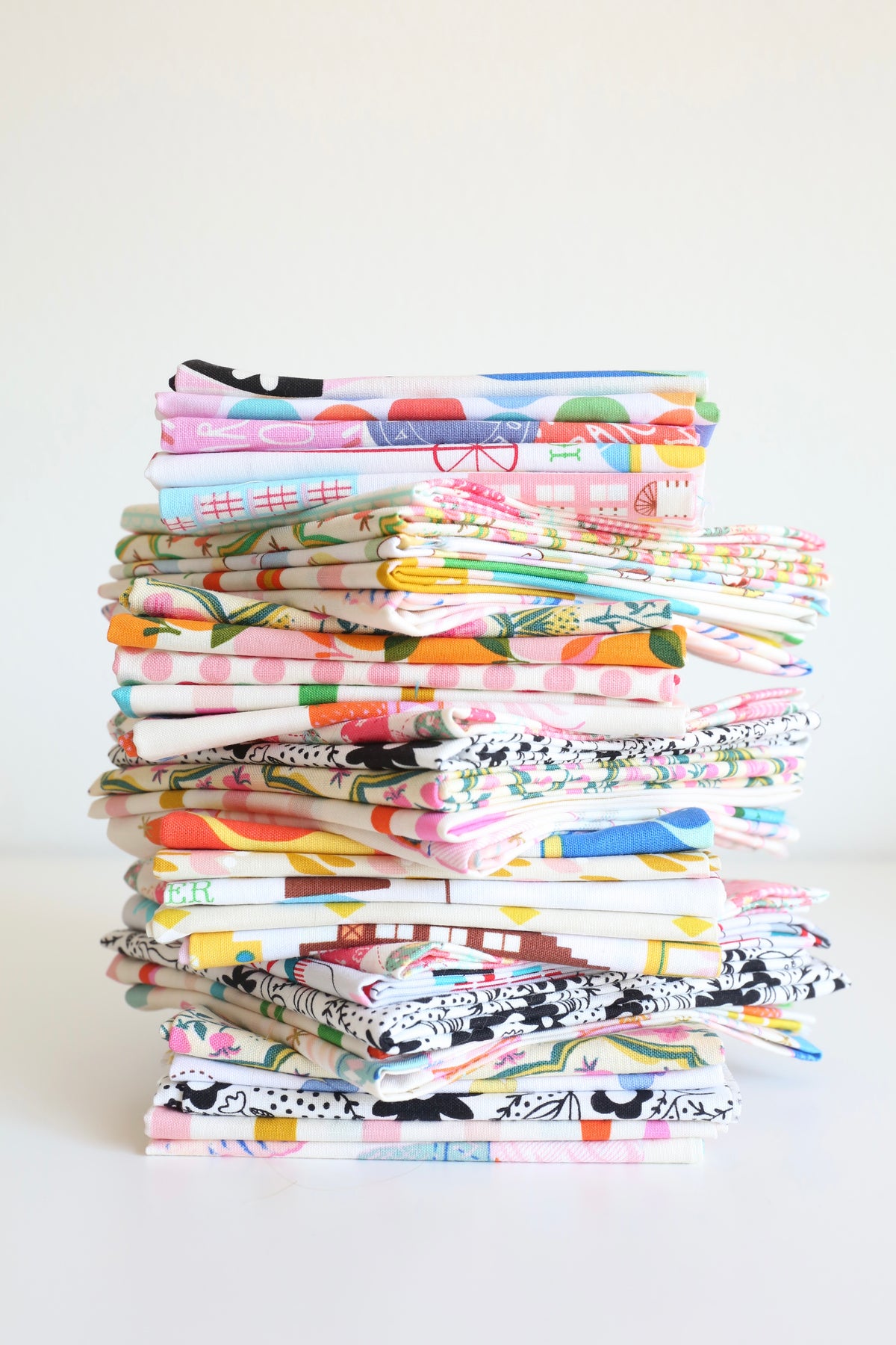 Scrappy Mystery (Loud Low Volume) - 5 Fat Quarter Bundle