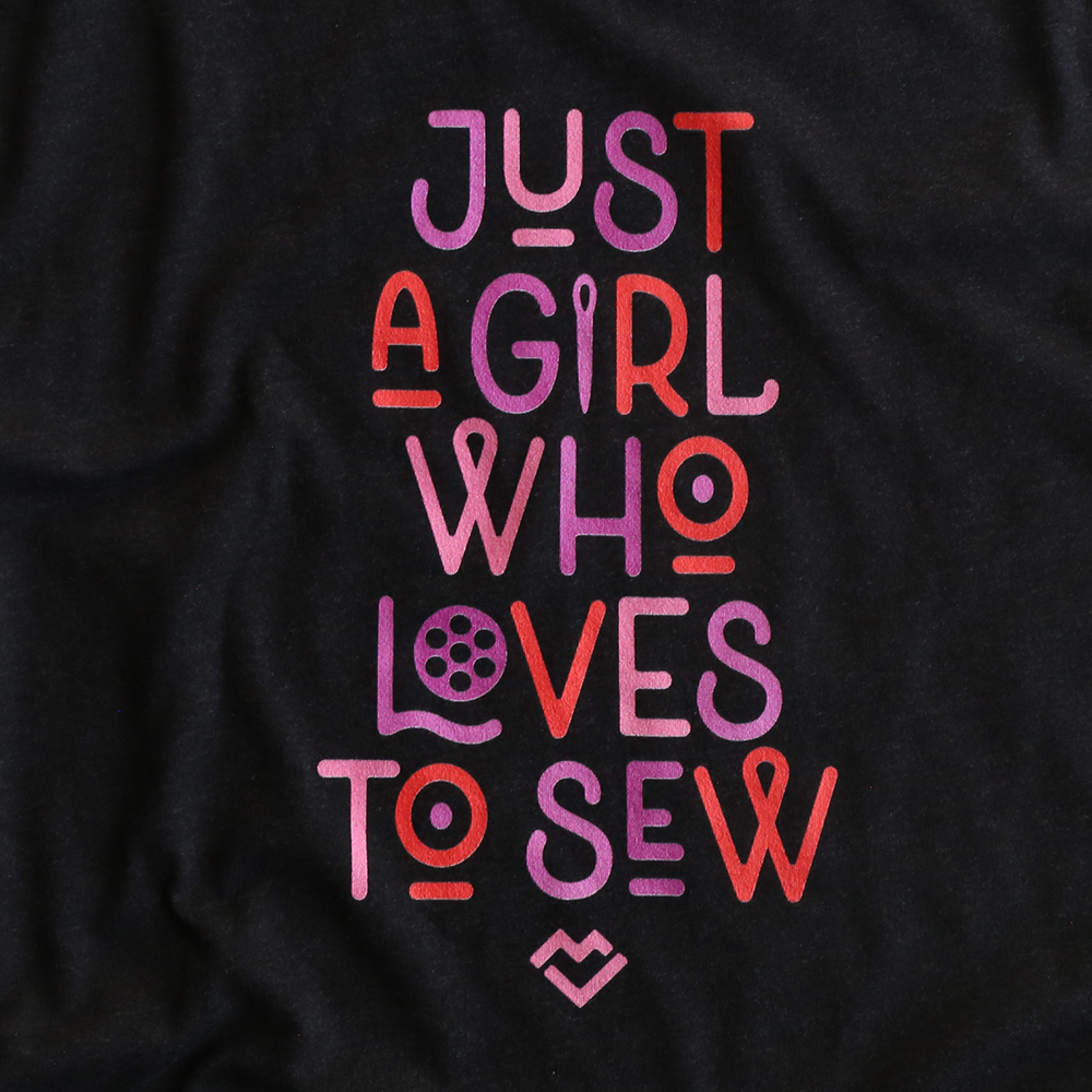 Just a Girl Who Loves to Sew - V-neck T-shirt (Black)