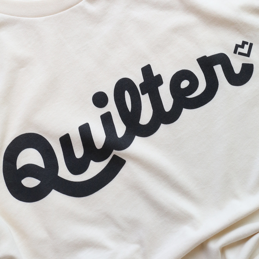 Quilter Script - T-shirt (Cream)