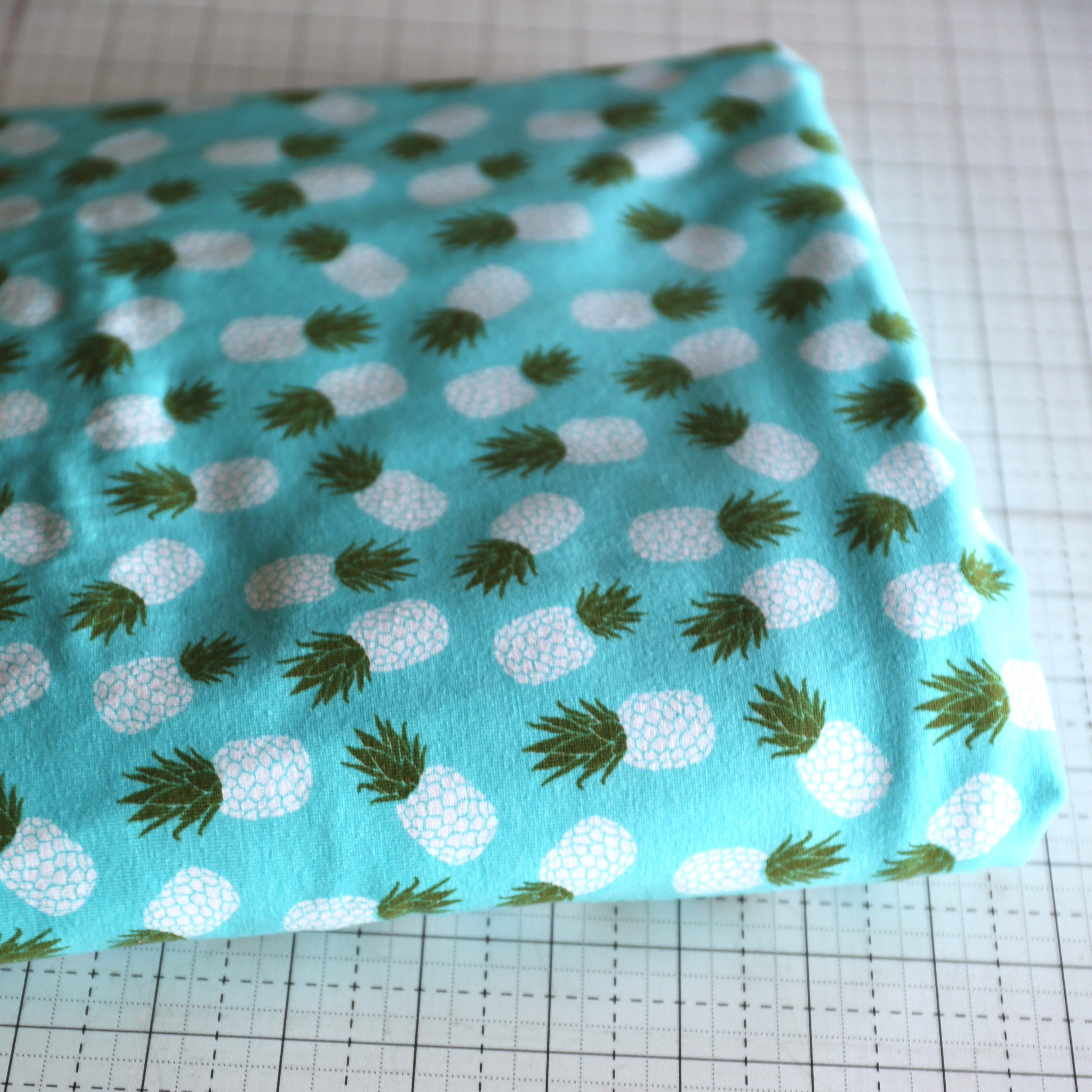 Club Havanna Knit (Aqua) - 2 Yards KNIT