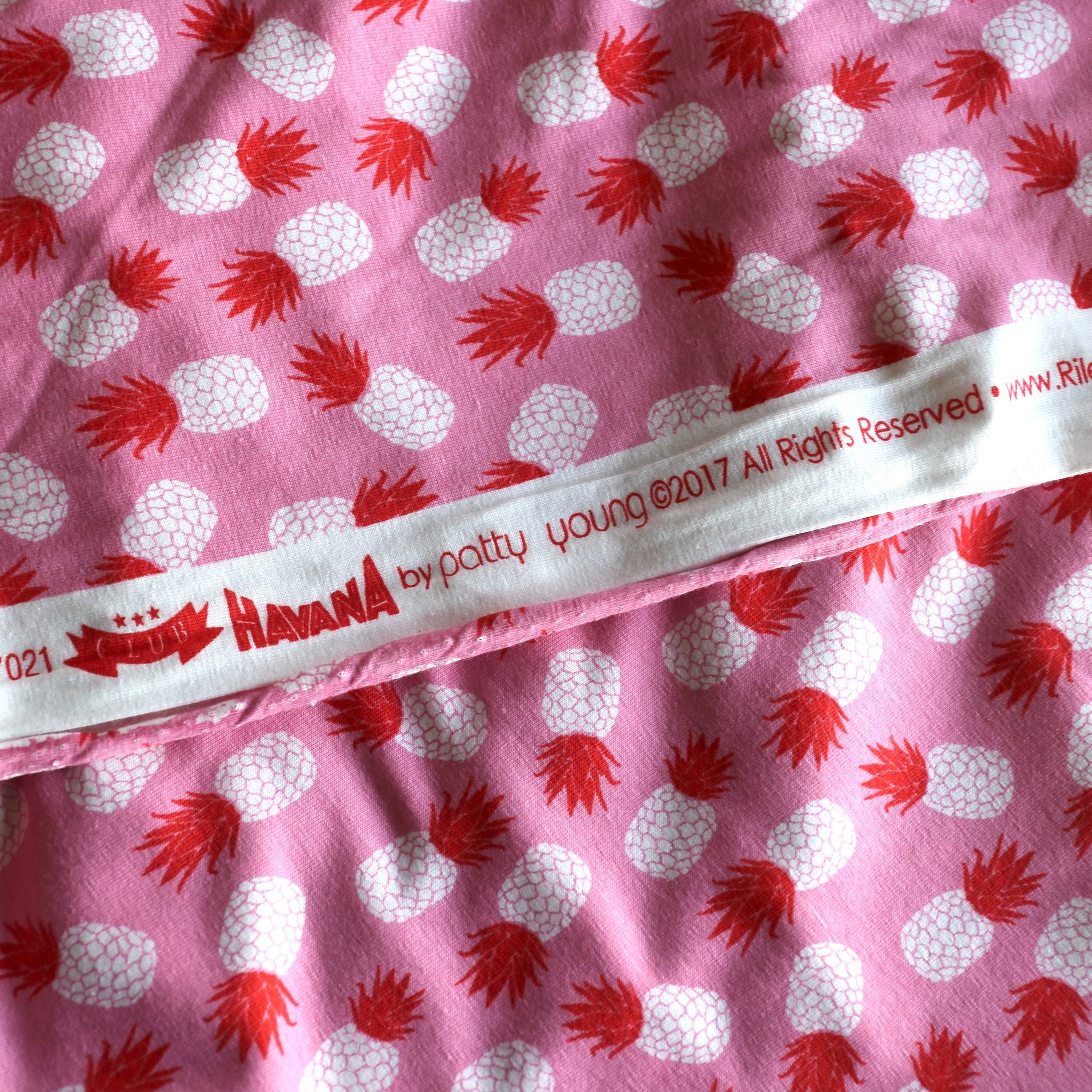 Club Havanna Knit (Pink) - 2 Yards KNIT