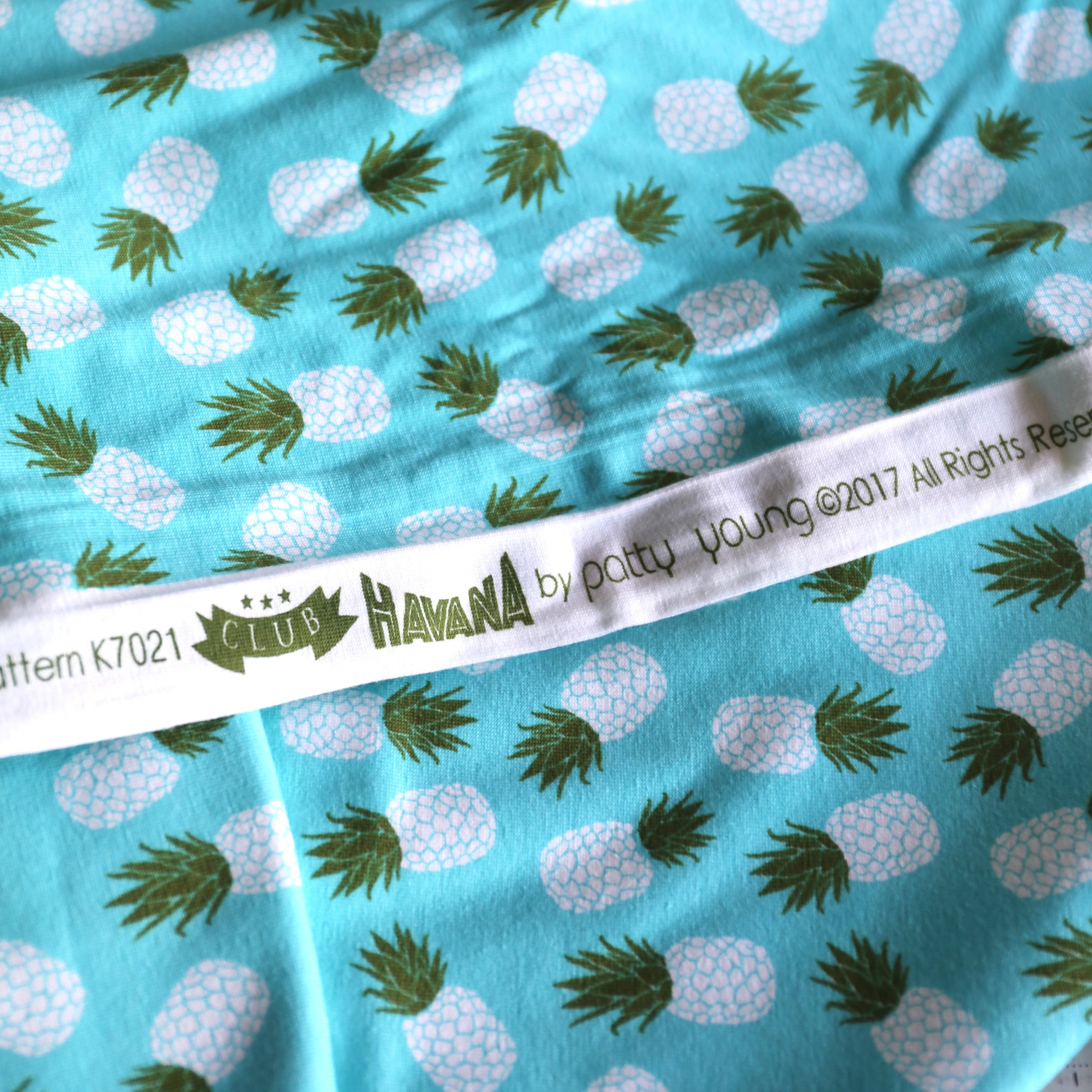 Club Havanna Knit (Aqua) - 2 Yards KNIT