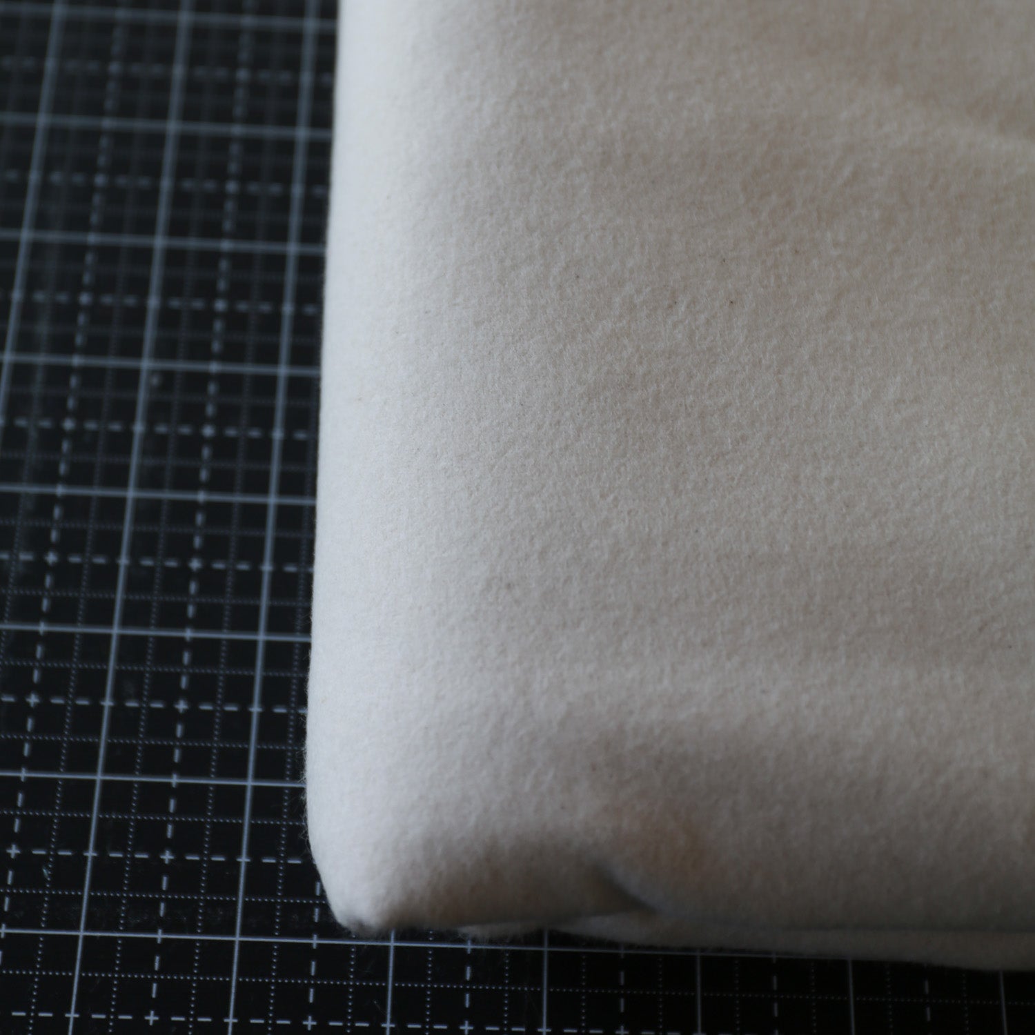 Robert Kauffman Shetland Flannel (Cloud) - 4 ¼ Yards FLANNEL