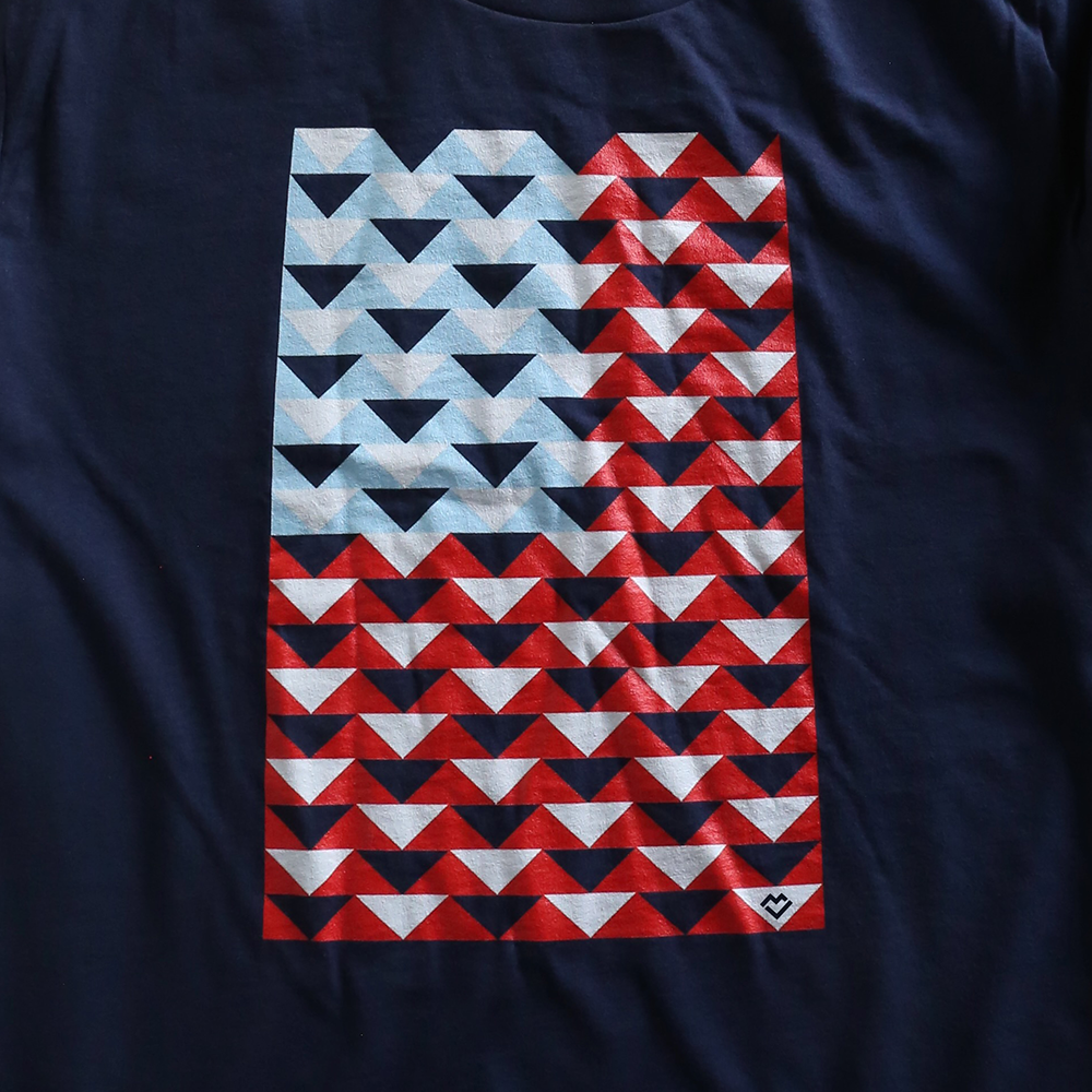 Flying Geese American Flag - T-shirt (Navy)