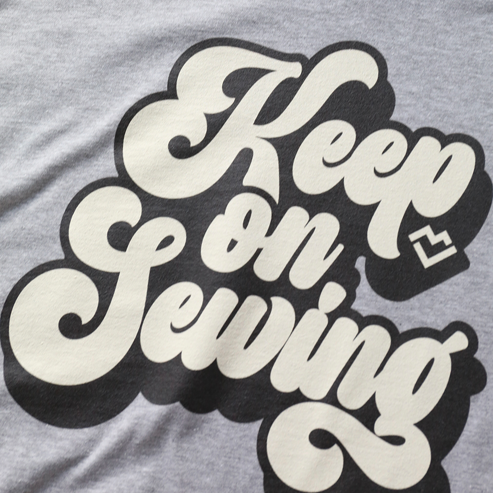 Keep on Sewing - T-shirt (Gray)