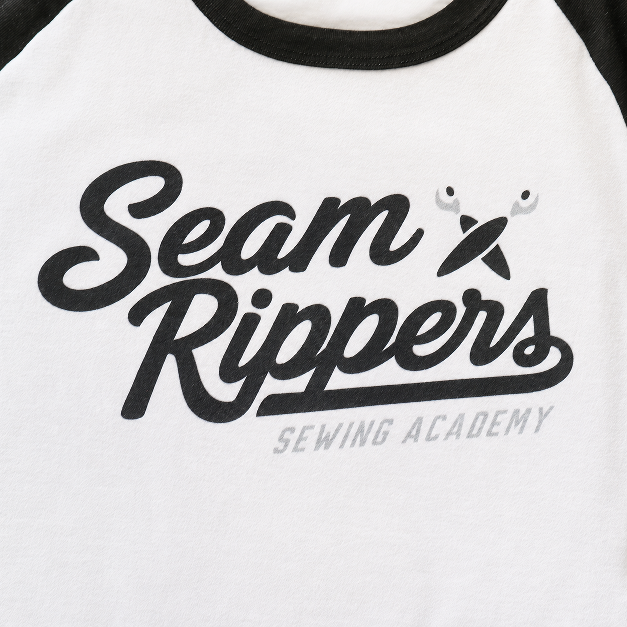 Sewing Academy: Seam Rippers Script - Raglan (Black)