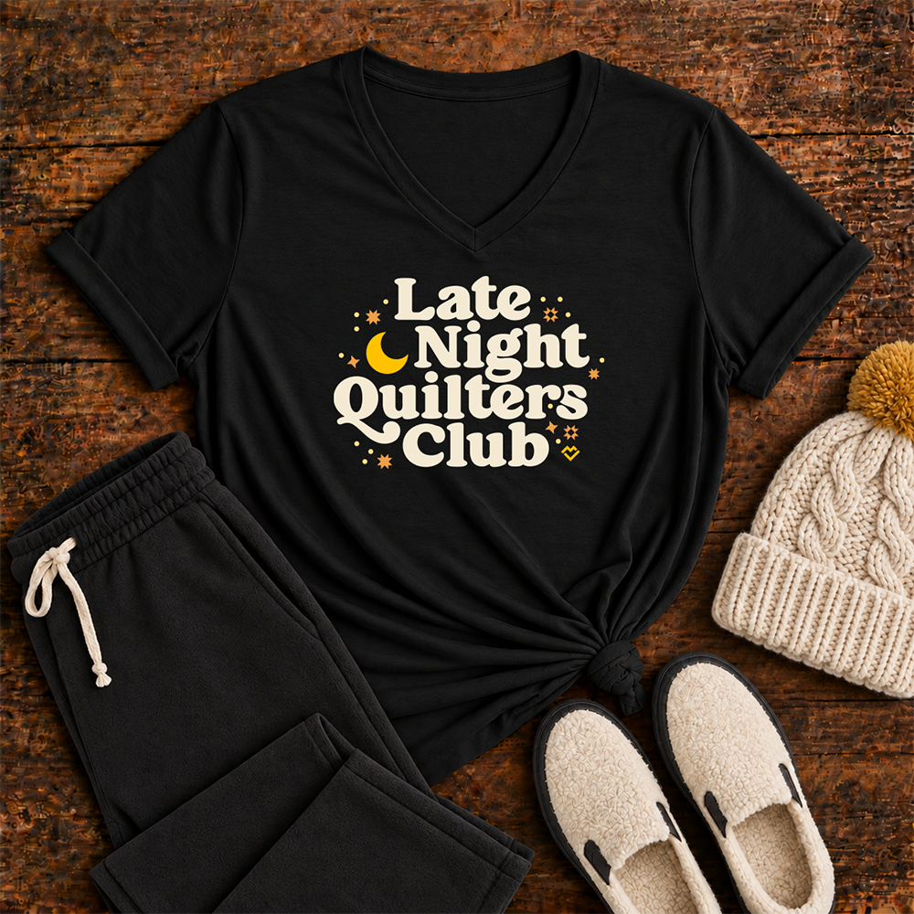 Late Night Quilters Club - V-neck T-shirt (Black)