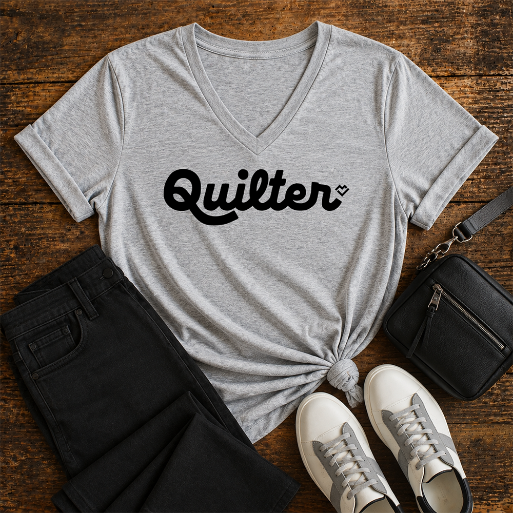 Quilter Script - V-neck T-shirt (Gray)