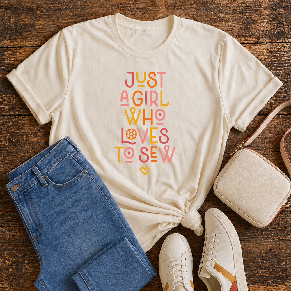 Just a Girl Who Loves to Sew - T-shirt (Cream)