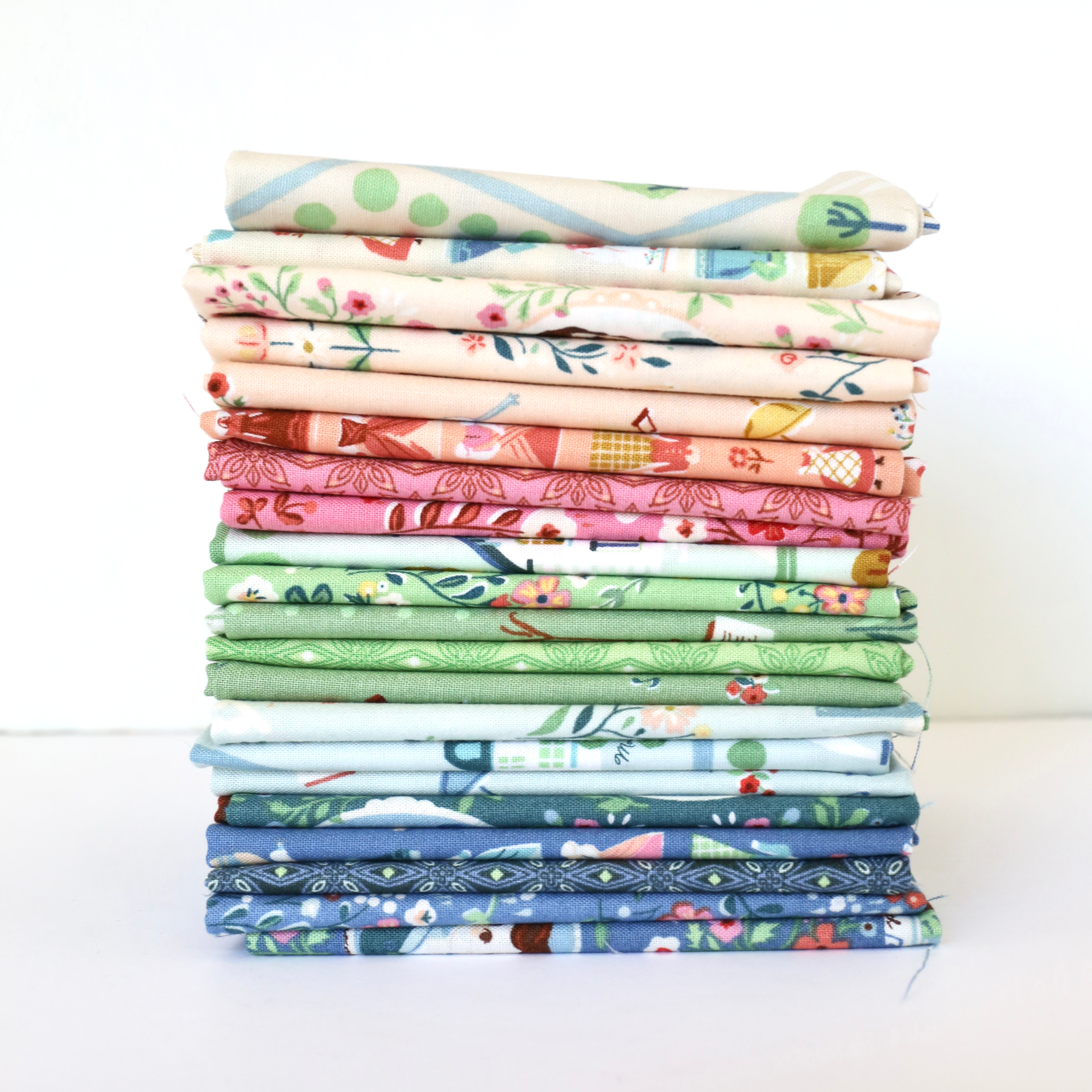 Little Women - Fat Quarter Bundle