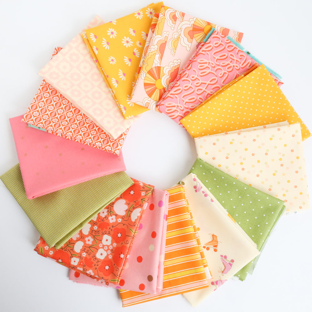 
            
                Load image into Gallery viewer, Summer Vacation 2 - Fat Quarter Bundle
            
        