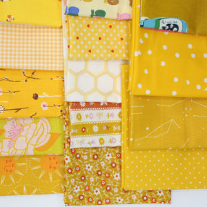 
            
                Load image into Gallery viewer, Yellow Typewriters - Fat Quarter Bundle
            
        