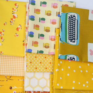 
            
                Load image into Gallery viewer, Yellow Typewriters - Fat Quarter Bundle
            
        