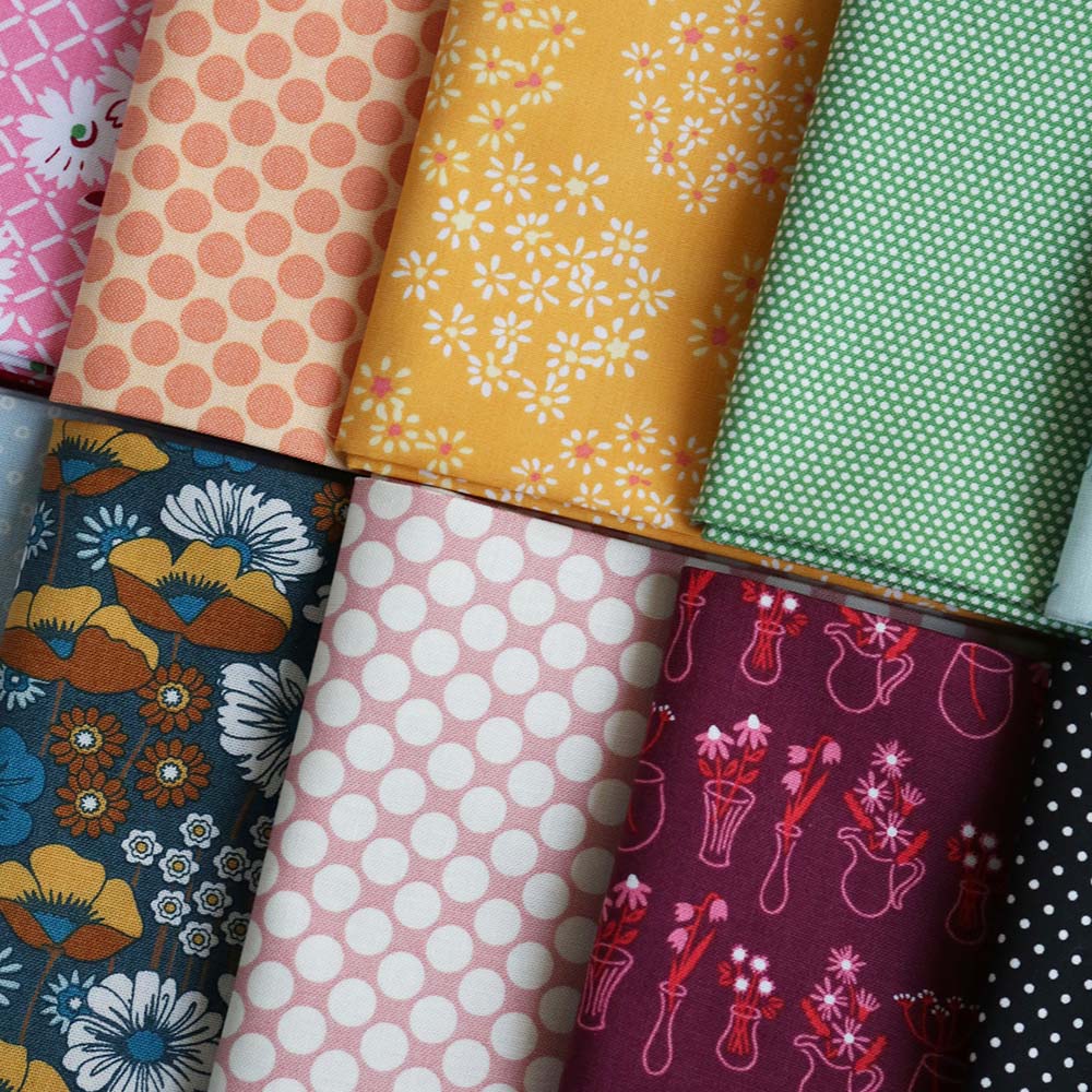 
            
                Load image into Gallery viewer, Rainbow Floral - Fat Quarter Bundle
            
        