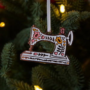 Vintage Sewing Machine - Ornament